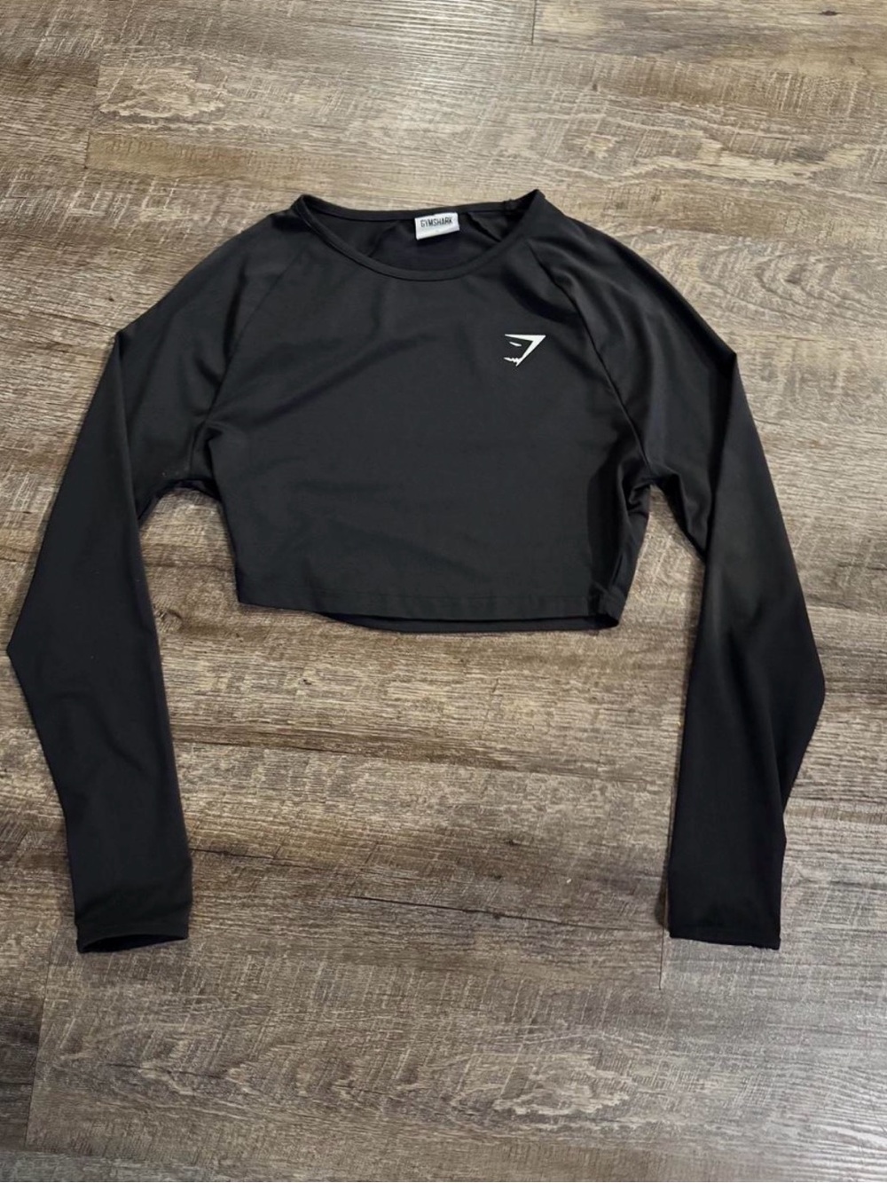 Gymshark Black Long-Sleeve Cropped Athletic Top